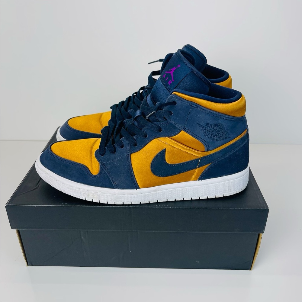 Size 11 - Jordan 1 Mid SE Premium Stain Gold